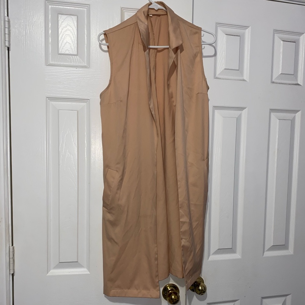 Nude vest !! Good condition
